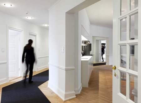 bruun og hjejle løber gang hjørne, Fraster filt tæppe